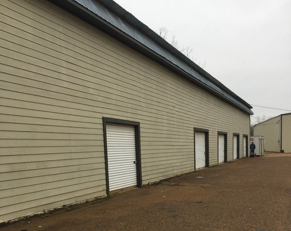 9373 Macon Rd, Cordova, TN 38016